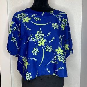 Top 10 blue yellow Hawaiian floral crop top open back